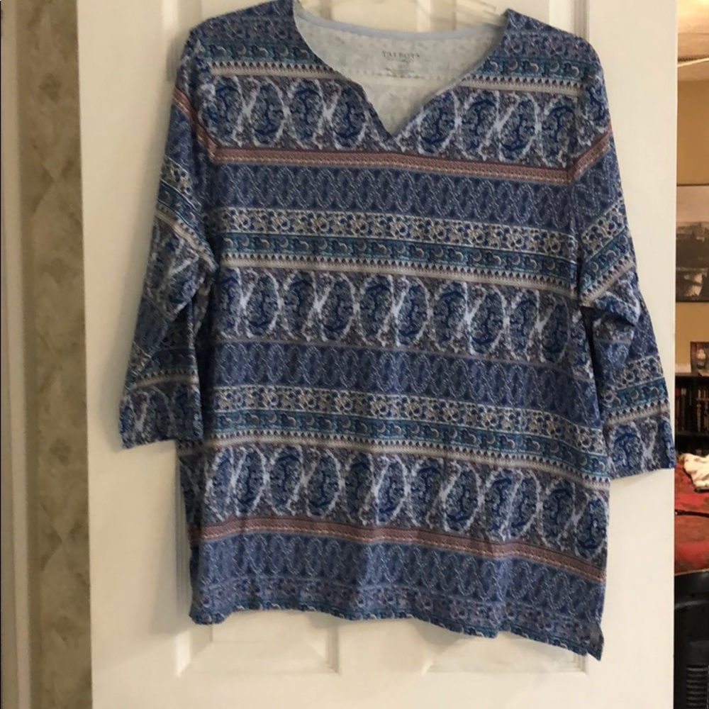 Talbots woman 2X blue pattern knit shirt